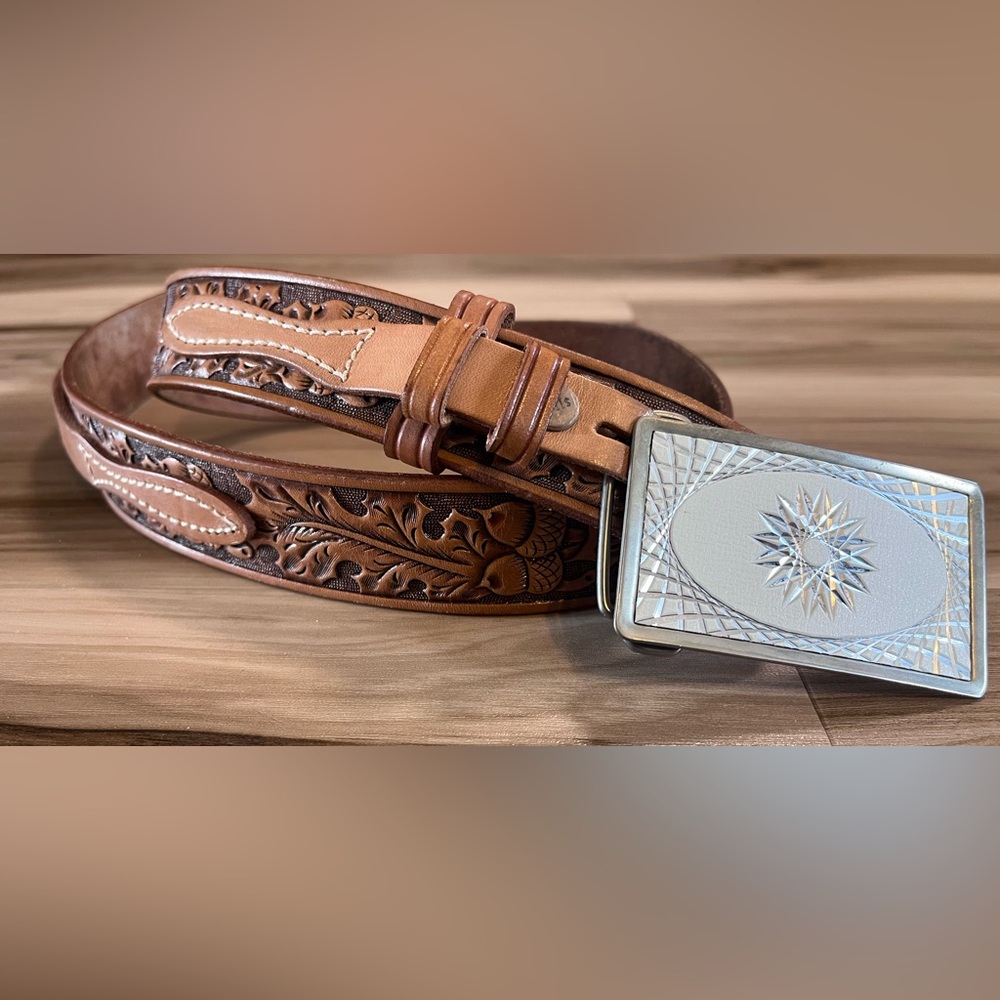 Vintage Chambers Western Belt Size 32 Hand Finished Genuine Leather Holtz Saddle